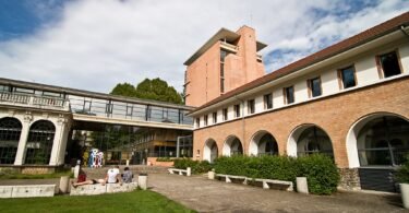 Scholarships at the University Clermont Auvergne