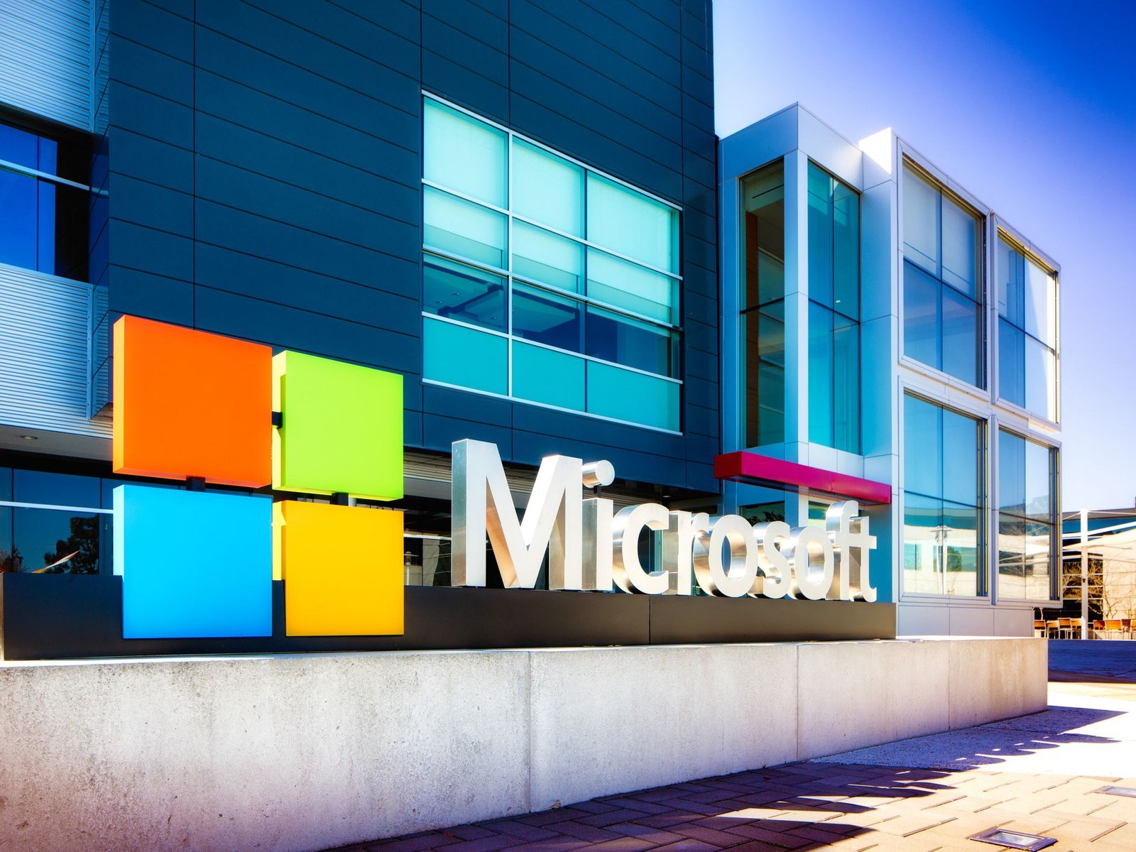 Microsoft Tuition Scholarships for International Students in USA, 202223