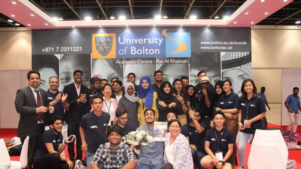 Bolton University Trustee Scholarship